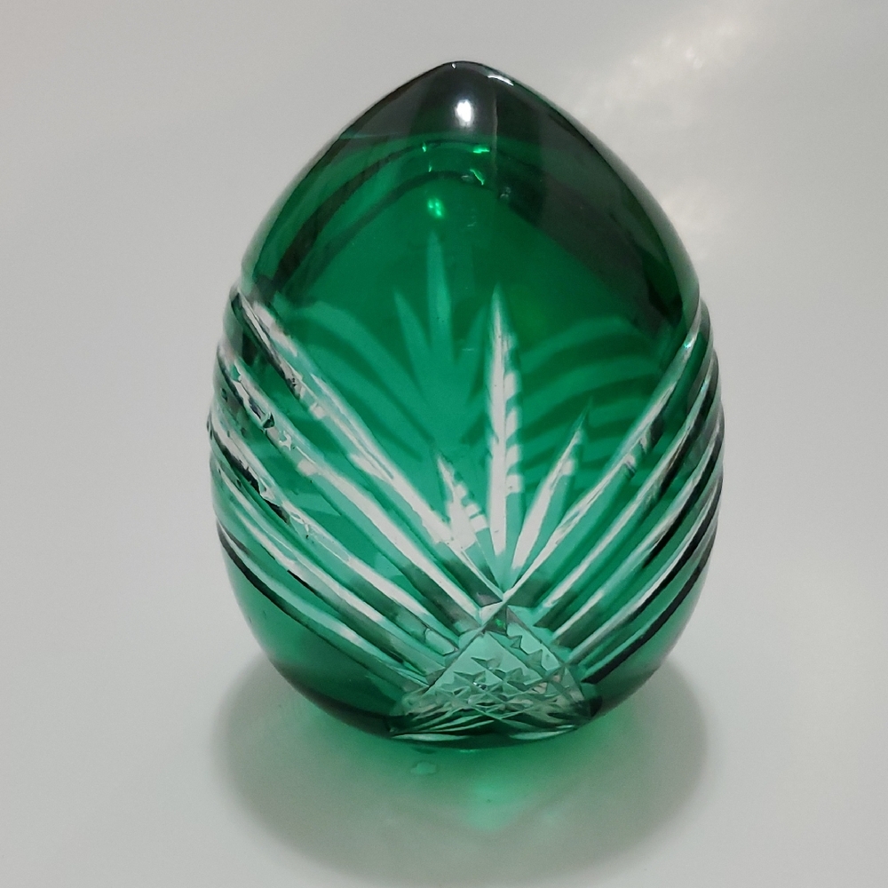 Ajka Cut to Clear Emerald Green Crystal Hollow Egg 3.5" Tall Hungary